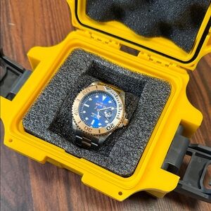 Invicta Gold and Blue Watch in Yellow Case
